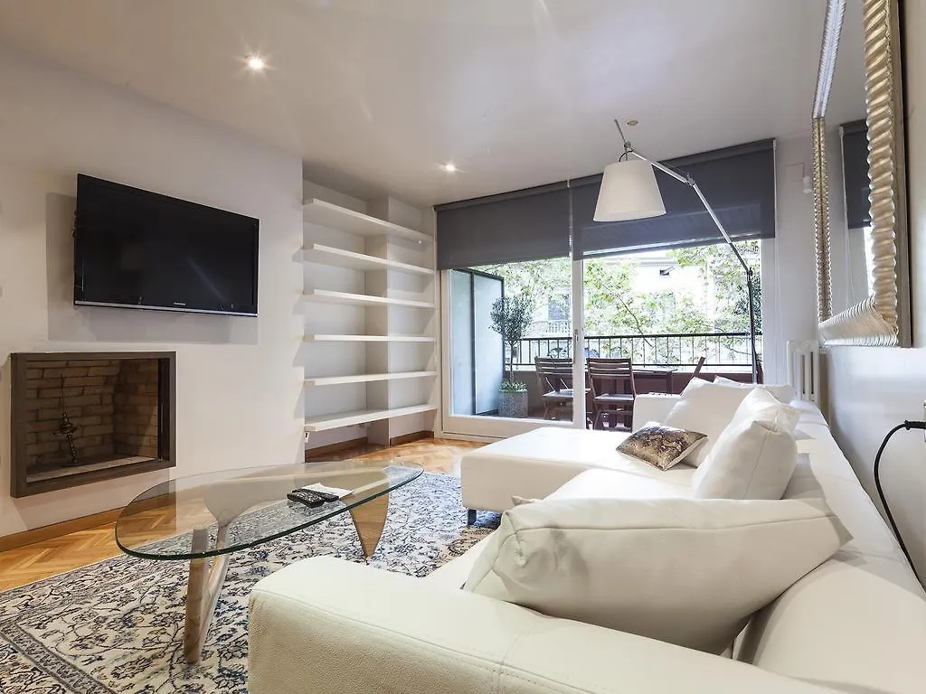 My Space Barcelona Bonanova Center Apartman